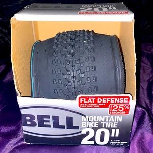 Bell ᖴᒪᗩT ᗪEᖴEᑎᔕE Mountain Bike Tire 20”x1.95